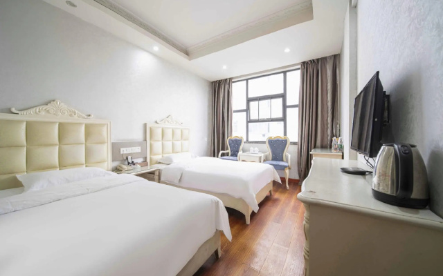 Jasmine Hotel (Fuyang High-speed Railway Station)