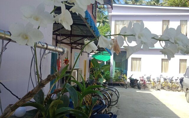 Royal Lin Thar Guest House