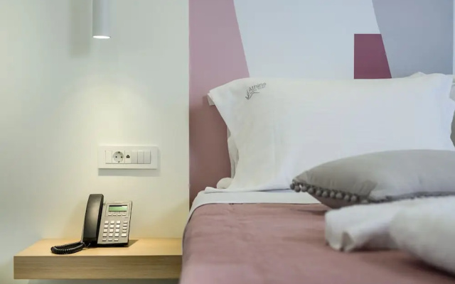 Athina Suites