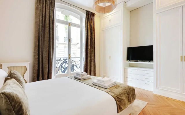 Spacious Apartment - 2br/4p - Arc de Triomphe