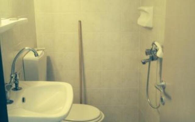 Rania House Apartments