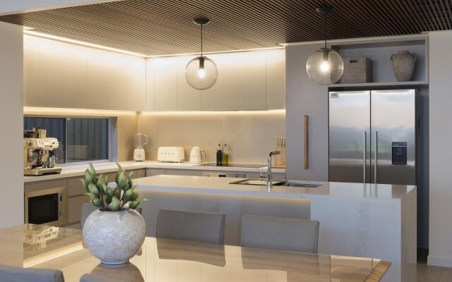 Koko's Beach House 3