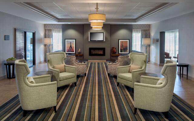 Hampton Inn Boston - Logan Airport