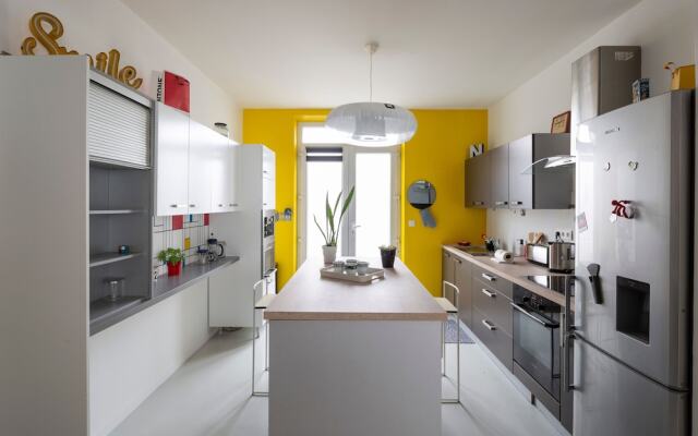 Le 32 - Loft Pop Art - 3 Chambres Avec Parking Privé
