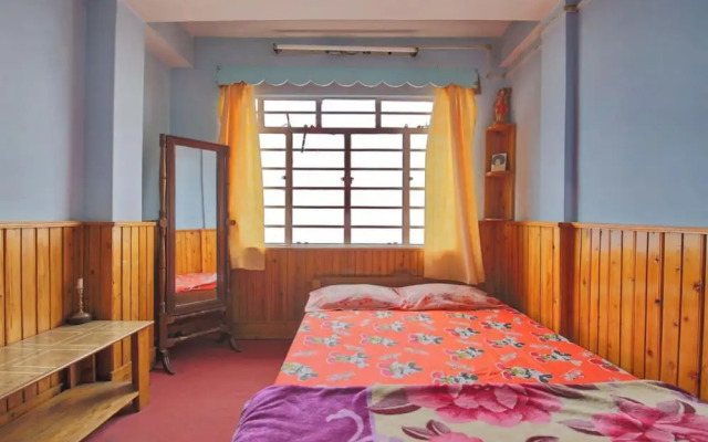 Goroomgo Lava View Lava Kalimpong