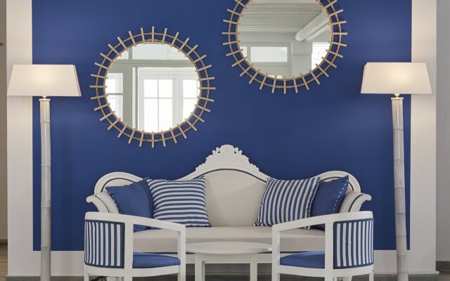 Mr & Mrs White Tinos