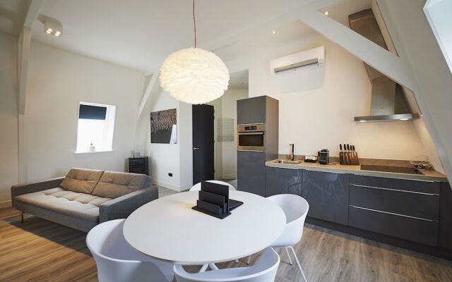 "DE BANK" - Hotel Apartments