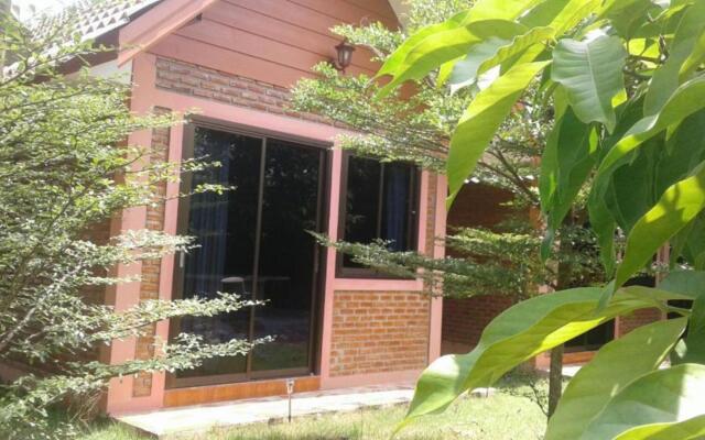 Khai Mook Homestay