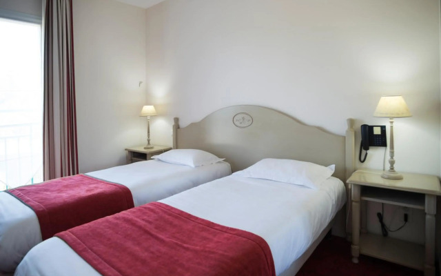 Brit Hotel Du Perche