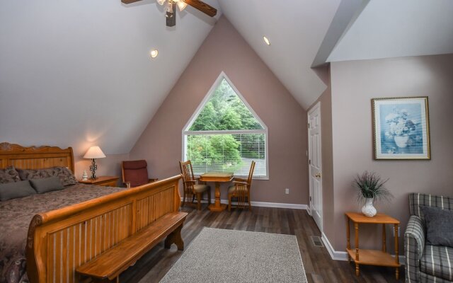 Scenic Overlook 6 Bedroom House