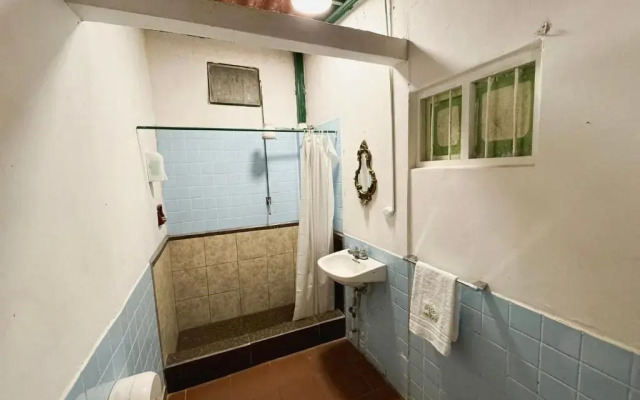 Mckay's Quinta