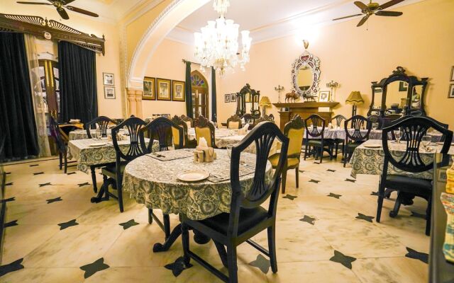Khas Bagh