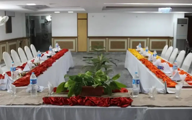 Al-safina Hotel