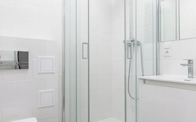 RentPlanet - Apartamenty Rewolucji 1905