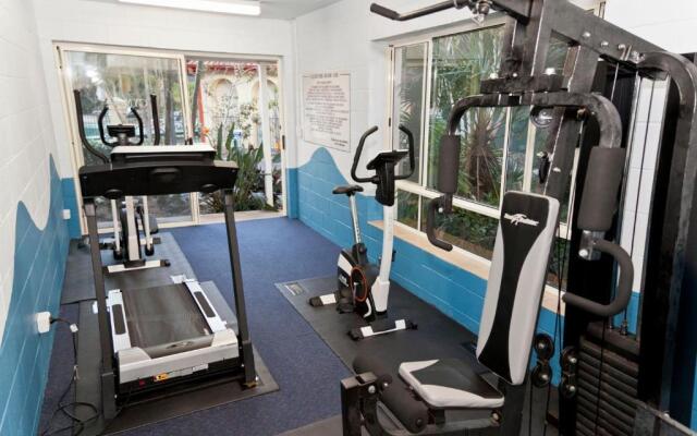 Aqualuna Beach Resort - Unit 25