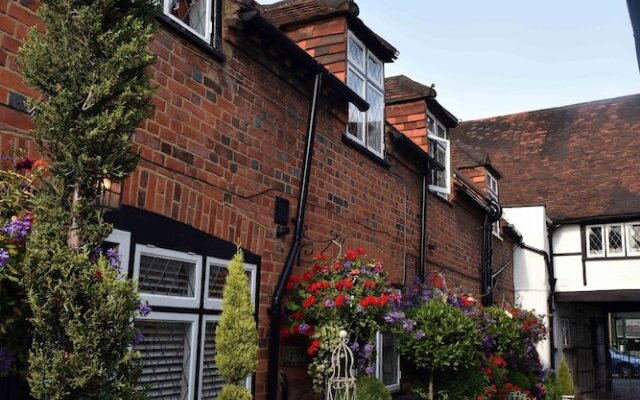 Luxury Cottage Near Windsor Castle