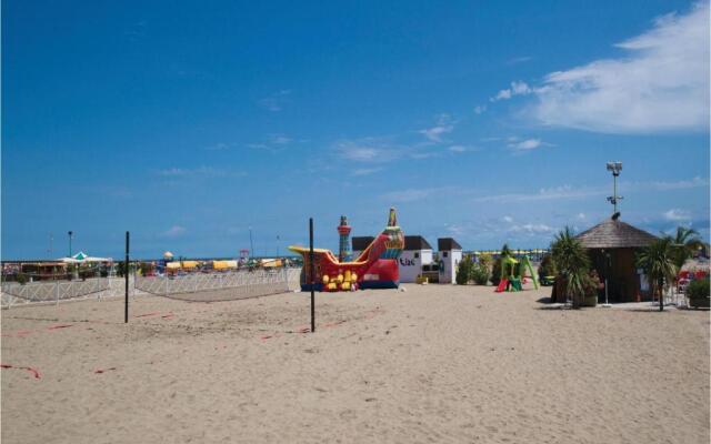 Acquamarina 8