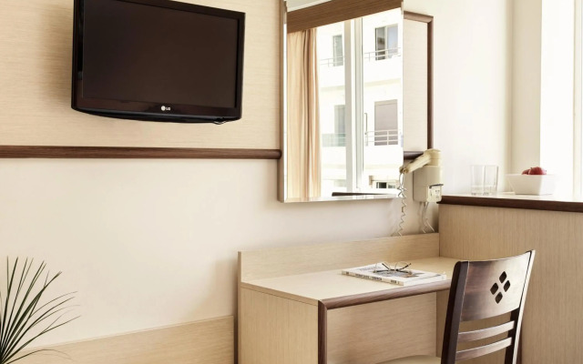 Pearl Hotel
