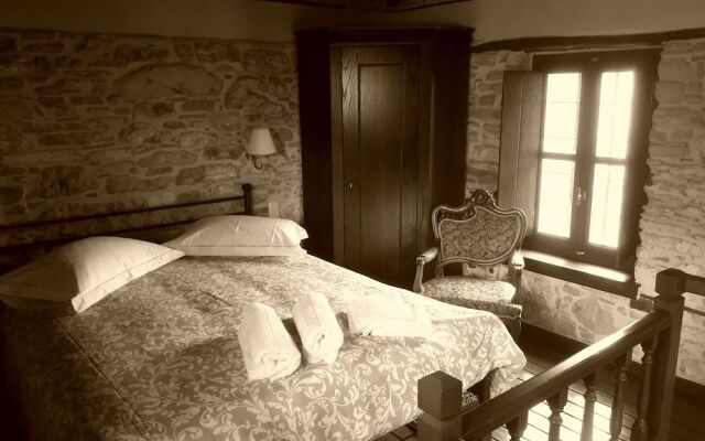 Paradosiako Saratsi - Traditional Guest House