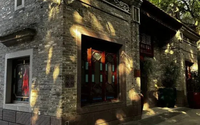 Yunduo Apartment (Foshan Zumiao Zhangye Culture Square)