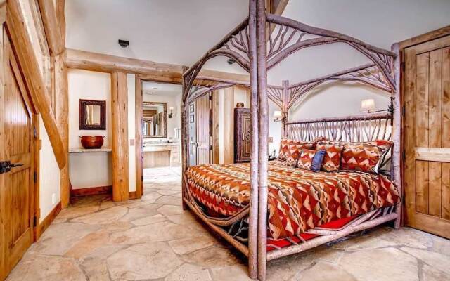 Rubywood - Private Home by RedAwning