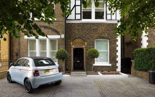 The Camden Arms - Bright and Charming 2bdr Flat