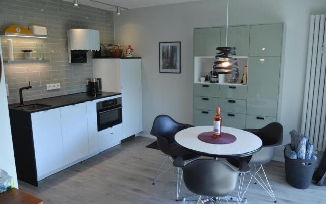 Apartment Moore