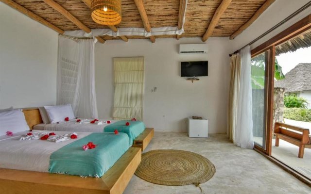 Zanbluu Beach Hotel