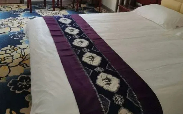 Aksai Yulian Hotel