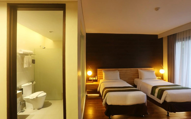 Grand Whiz Hotel Nusa Dua