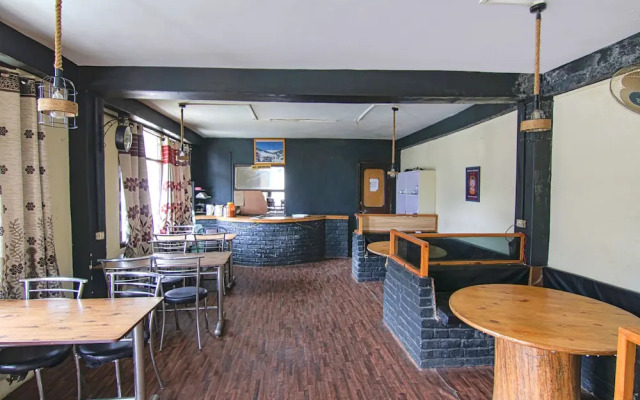 FabHotel Mahadev Cottage