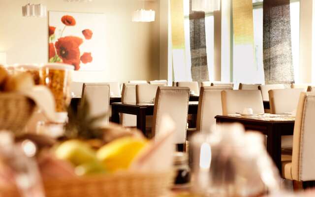 Hotel Kiel by Golden Tulip