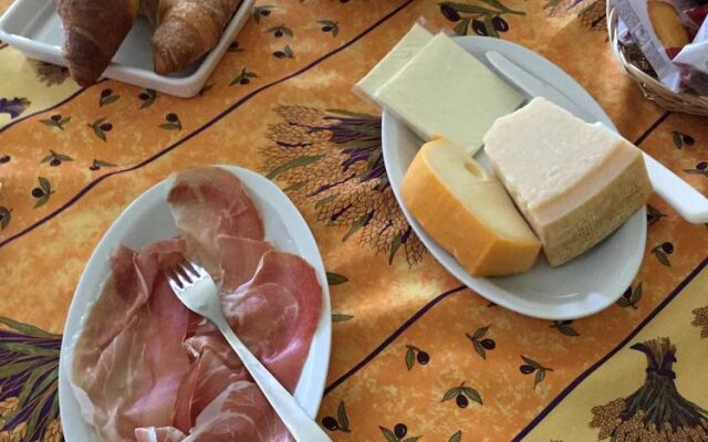 Maison Brinati Bed and Breakfast