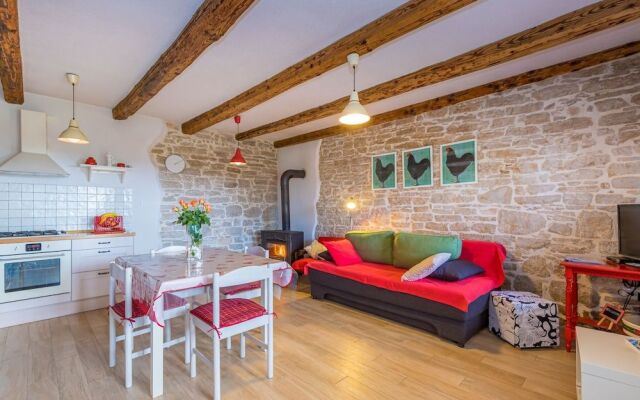 Honeymoon House Eufemia