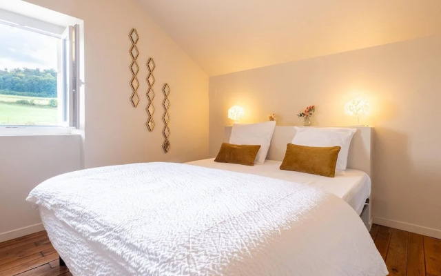 Charming Holiday Home With Private Pool