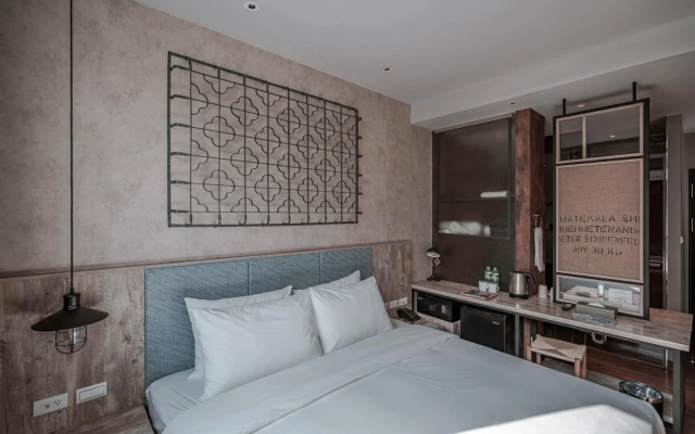 Somer Chew Hotel