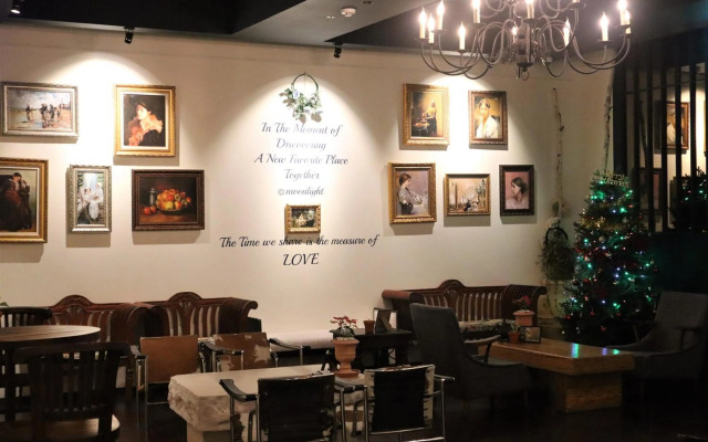 Le Mong Hotel