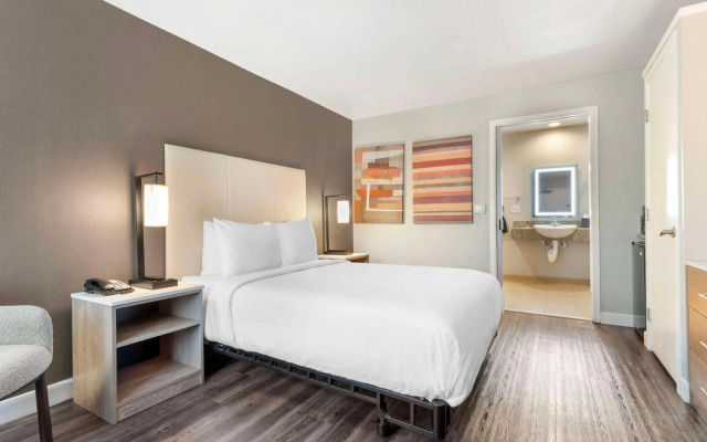 Best Western Plus Rancho Cordova Inn