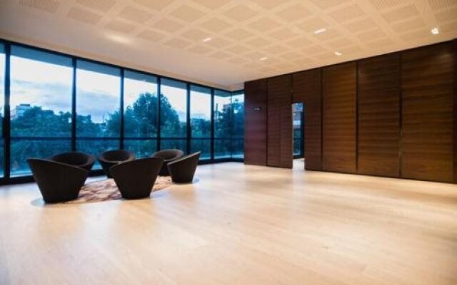 8010 Urban Living Luxury Home Experiences.