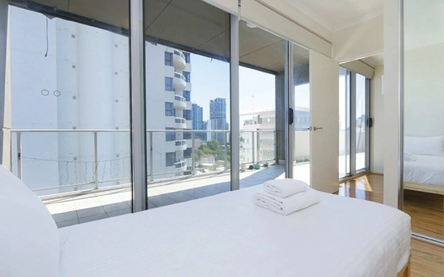 Stunning 2 Storey Apartment in Perth's CBD