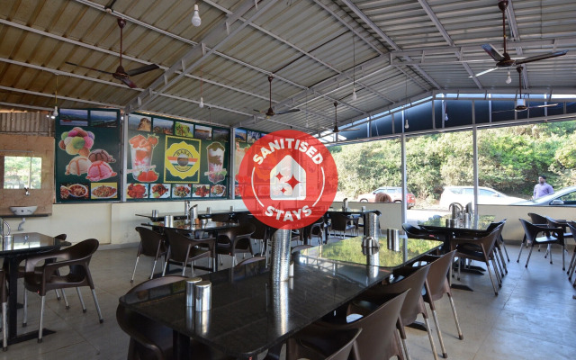 OYO 23404 Baba Cottage