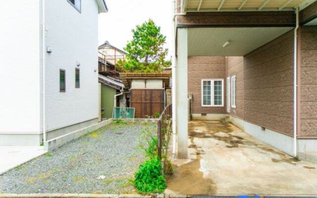 9 min to Yokkaichi Tomida STN House