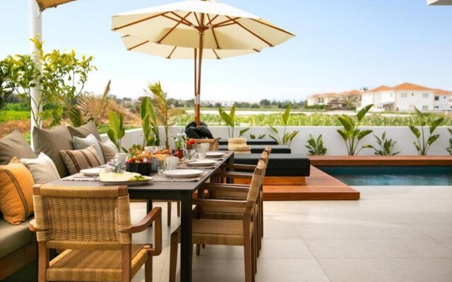 Lora Pearl Luxury Villa By Louis Hotels
