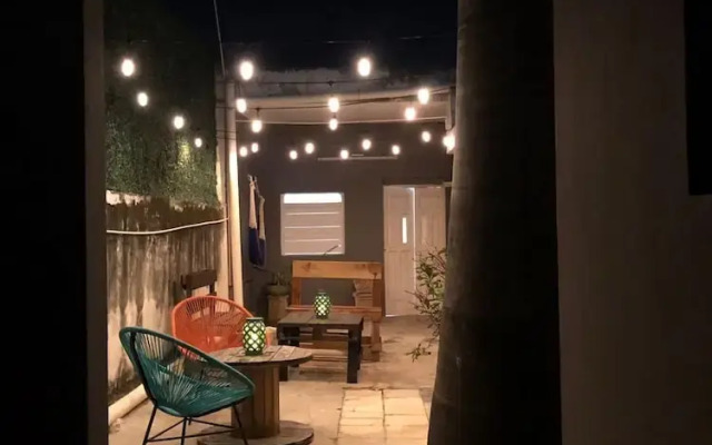 Casa 60 Urban Hostal