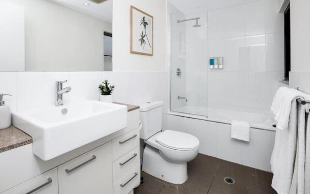 Parkview City Apartment 201