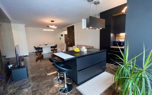 SirEka Residence