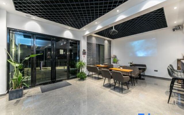 Yanwu Hostel