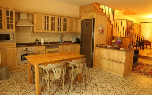 Villa Emel