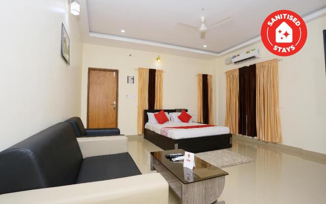OYO 22281 Reem Residency