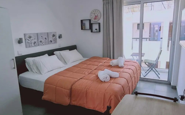 100 AN - Napa Living 21